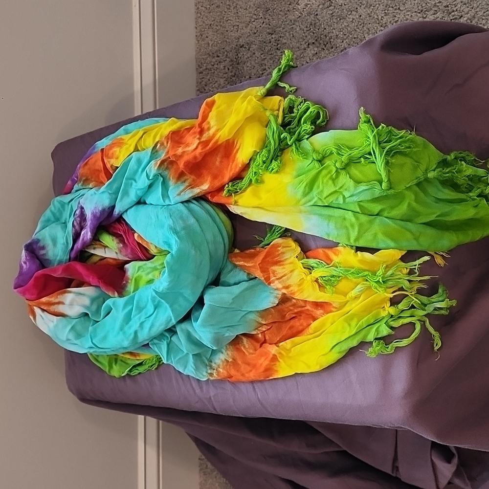 One of a Kind 🌈 Rainbow tyedied scarf/wrap